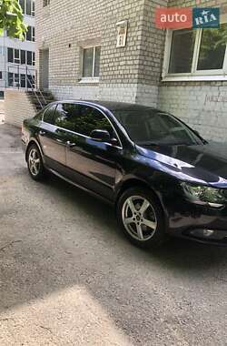 Ліфтбек Skoda Superb 2013 в 