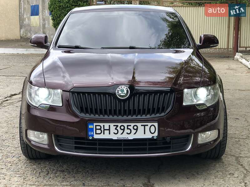 Лифтбек Skoda Superb 2009 в 
