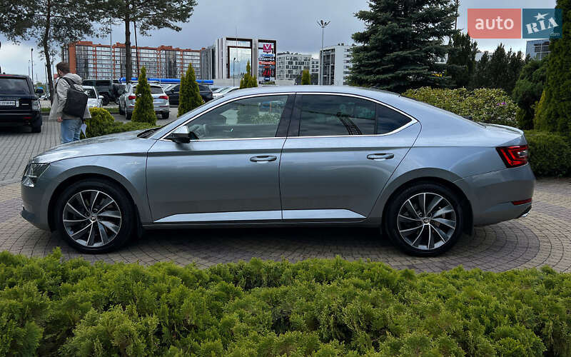 Лифтбек Skoda Superb 2018 в Львове