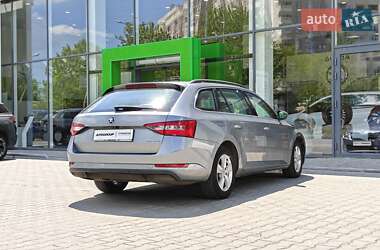 Універсал Skoda Superb 2016 в 