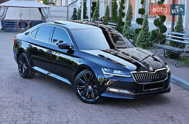 Ліфтбек Skoda Superb 2019 в Стрию