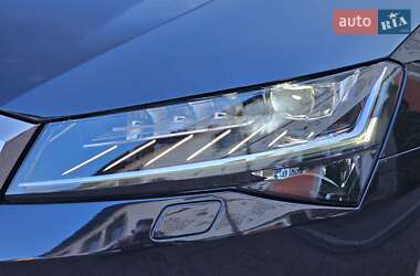 Ліфтбек Skoda Superb 2019 в 
