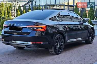 Ліфтбек Skoda Superb 2019 в 