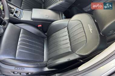 Лифтбек Skoda Superb 2019 в 