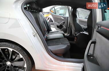 Ліфтбек Skoda Superb 2021 в 