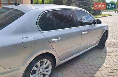 Ліфтбек Skoda Superb 2013 в 