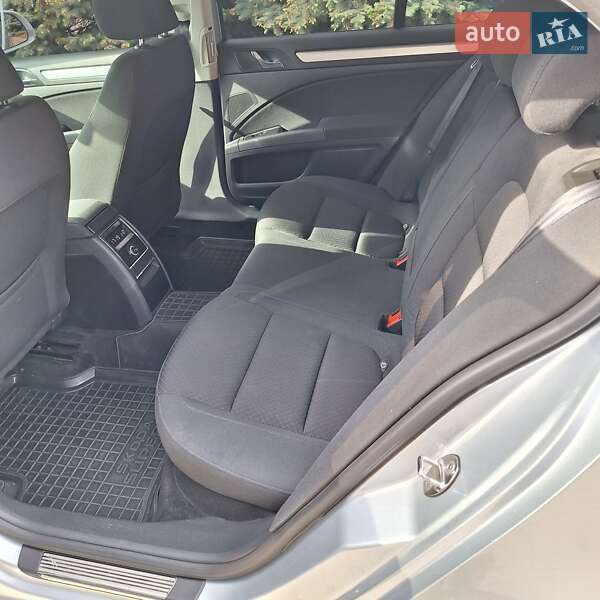 Лифтбек Skoda Superb 2013 в Харькове