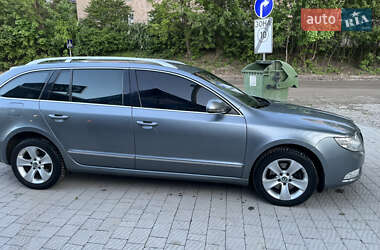 Универсал Skoda Superb 2010 в 