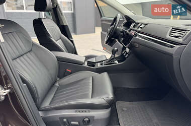 Ліфтбек Skoda Superb 2020 в 