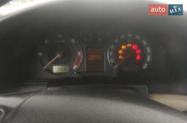 Лифтбек Skoda Superb 2006 в 