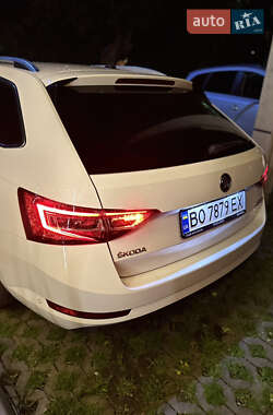 Универсал Skoda Superb 2019 в 
