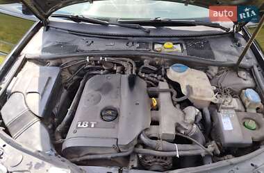 Лифтбек Skoda Superb 2004 в 