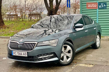 Ліфтбек Skoda Superb 2019 в Львові