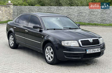 Лифтбек Skoda Superb 2003 в 