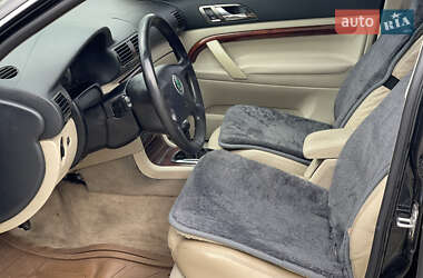 Лифтбек Skoda Superb 2003 в 
