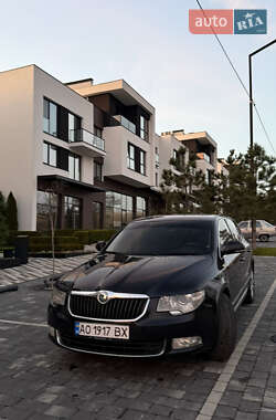 Ліфтбек Skoda Superb 2010 в Ужгороді