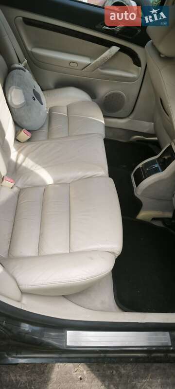 Лифтбек Skoda Superb 2004 в Черкассах