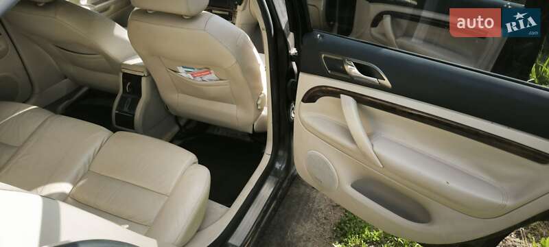 Лифтбек Skoda Superb 2004 в Черкассах