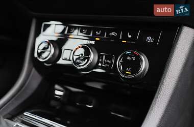 Універсал Skoda Superb 2017 в 
