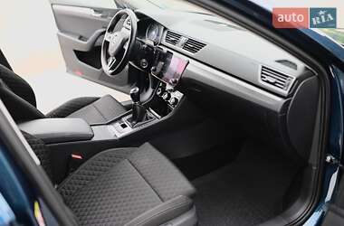 Універсал Skoda Superb 2017 в 