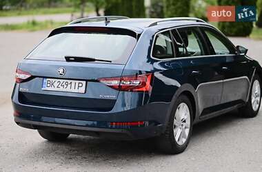 Універсал Skoda Superb 2017 в 