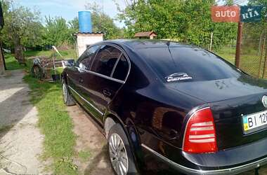 Ліфтбек Skoda Superb 2002 в 