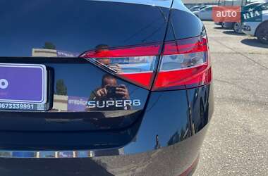 Лифтбек Skoda Superb 2018 в 