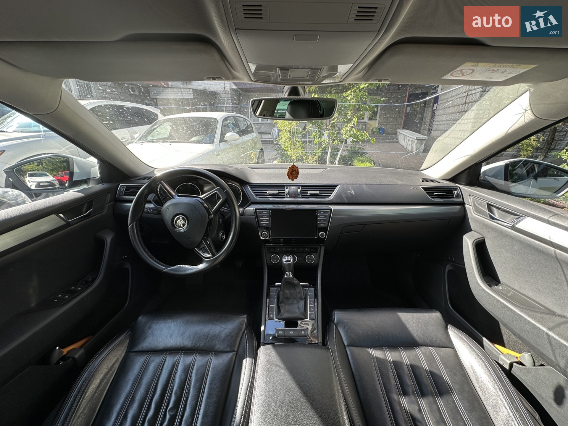 2015 Skoda Superb - мініатюра 8