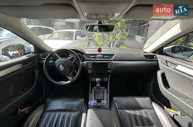 Лифтбек Skoda Superb 2015 в 