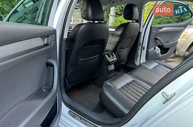 Лифтбек Skoda Superb 2015 в 