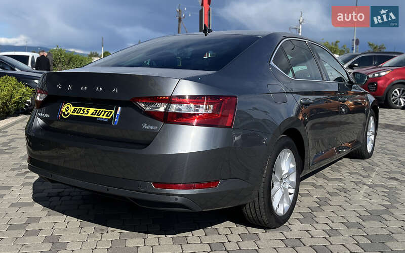 Ліфтбек Skoda Superb 2023 в Мукачевому