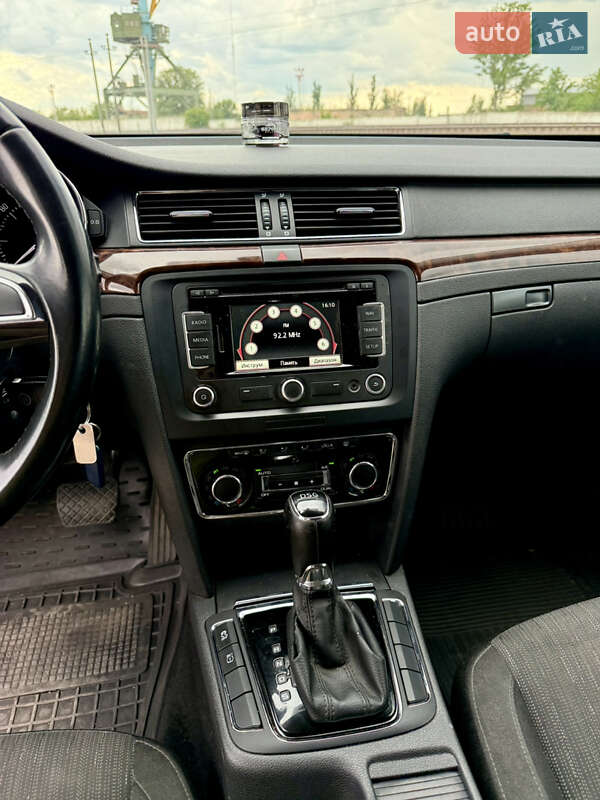 Лифтбек Skoda Superb 2014 в Измаиле