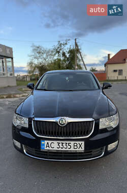 Лифтбек Skoda Superb 2010 в 