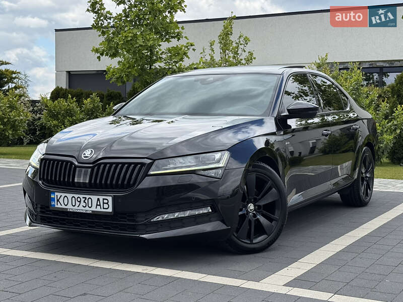 Ліфтбек Skoda Superb 2019 в 