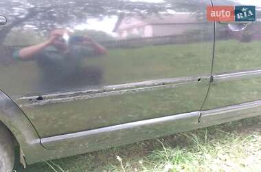 Лифтбек Skoda Superb 2004 в 