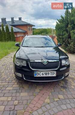Универсал Skoda Superb 2012 в 