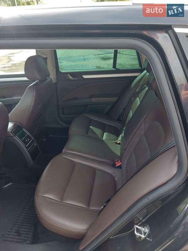 Універсал Skoda Superb 2012 в Львові