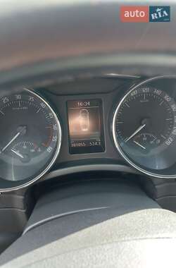 Универсал Skoda Superb 2012 в 