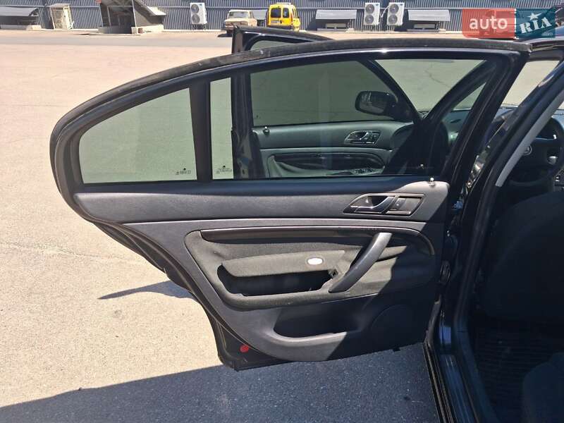 Лифтбек Skoda Superb 2004 в Чернигове