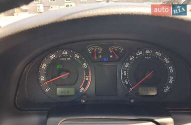 Ліфтбек Skoda Superb 2004 в 