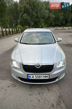Лифтбек Skoda Superb 2008 в 