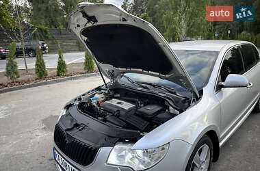 Лифтбек Skoda Superb 2008 в 
