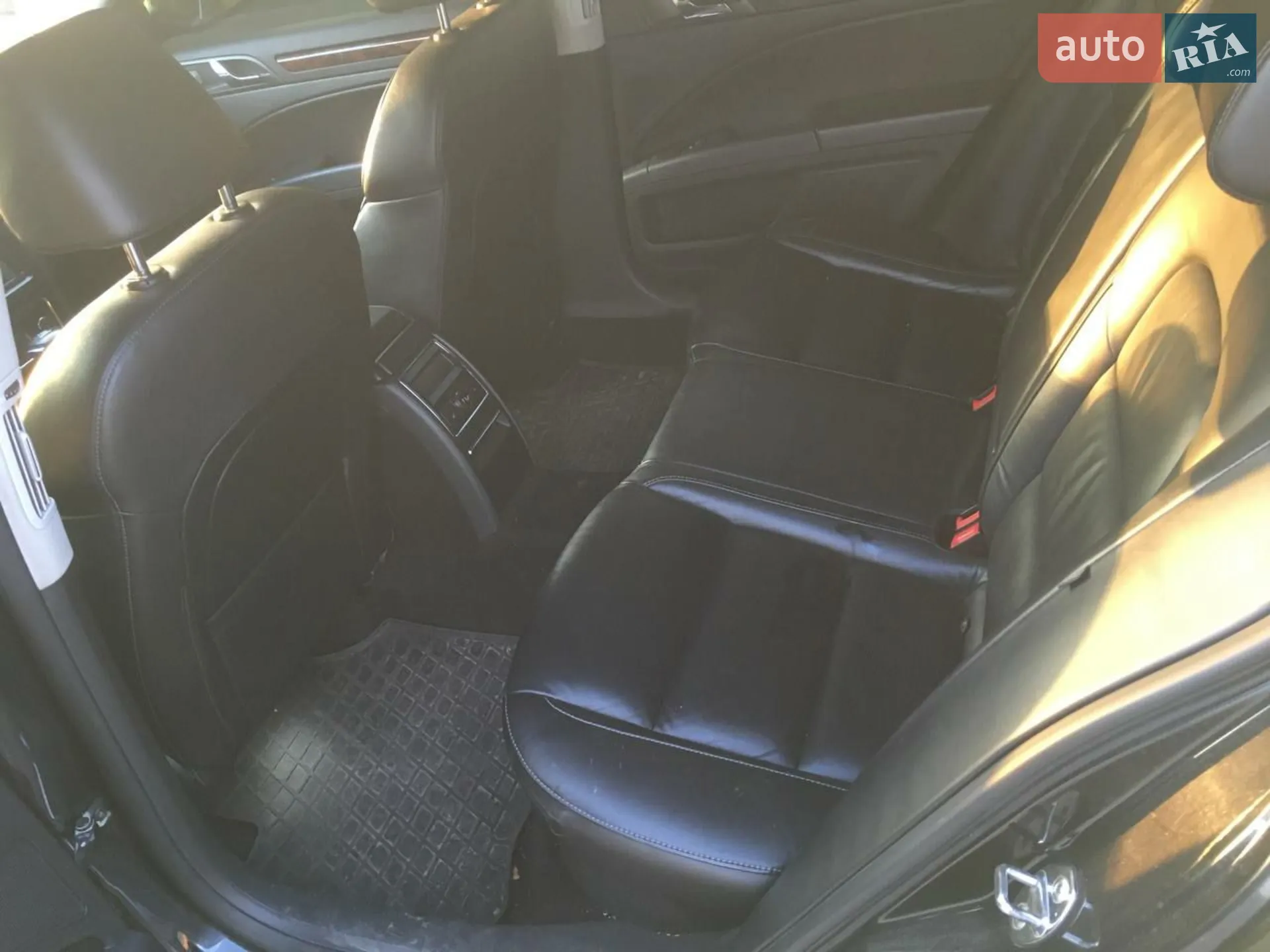 2011 Skoda Superb - мініатюра 8