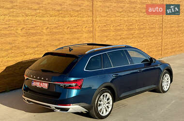 Универсал Skoda Superb 2022 в 