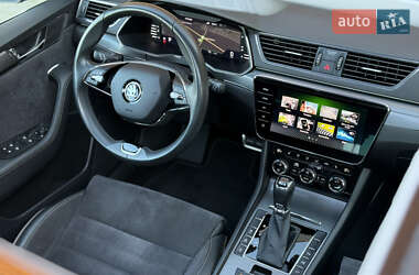 Универсал Skoda Superb 2022 в 
