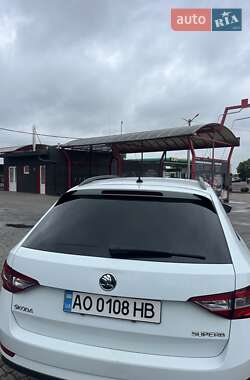 Універсал Skoda Superb 2016 в 