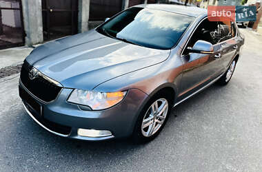 Ліфтбек Skoda Superb 2008 в Нижній Апші