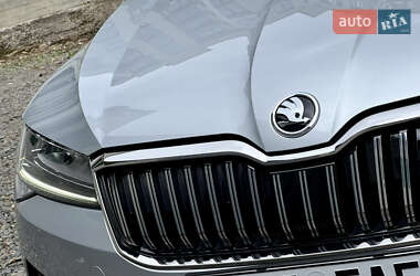 Лифтбек Skoda Superb 2022 в 