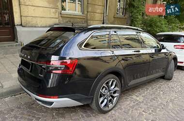 Універсал Skoda Superb 2019 в 
