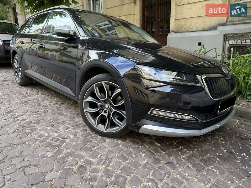 Універсал Skoda Superb 2019 в 